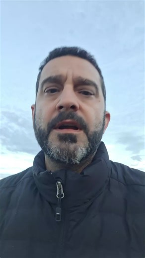 Esto de buena mañana ya 😠😤 #elcapi #humor #mañanero