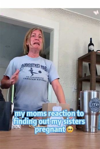 Pregnancy Announcement: Family's Perfect Reaction