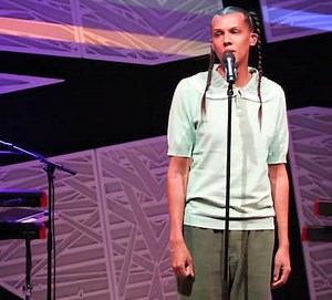 Au Québec pour 5 spectacles: voici 7 choses à savoir sur Stromae