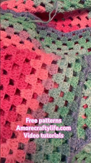 Large Granny Squares Lion Brand Mandala Yarn Sparkle Crochet Pattern #crochet