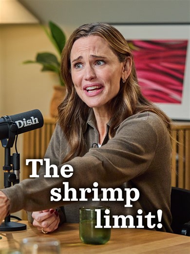 Turns out 22 is not the magic number... 🥴 Dish from Waitrose is out now wherever you get your podcasts. @waitrose @nickgrimshaw #AngelaHartnett #DishPodcast #13Going30 #JenniferGarner