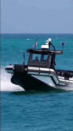 You Be the Judge: Fastest Police Entry at Haulover? | Sea Spray Powerboats..