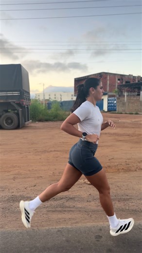 Os vídeos de Dra.Anne Luanne | Atleta (@anneluanne) com O Medo Dela e Parar na Minha Frente - Betinho Dj & FUNK BEAT CAPIXABA