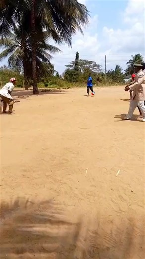 #football #funny #foot #prank #pranked #viral #viralvideo #america | Smiliy