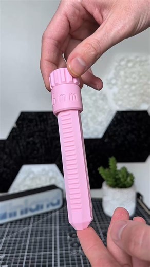 inlandFilament on Instagram: "Magnets are a favorite in the maker community, and this print is a simple way to keep them organized. This magnet pen is designed to stack magnets neatly and makes it easy to grab exactly what you need for your next project. This model does require assembly and glue. You’ll need to glue the initial magnet in place so it can hold the rest of the stack securely. Printed on the Bambu Lab A1 Mini in 1 hour and 45 minutes using Inland Matte Pink PLA. Filament used: 25 gr