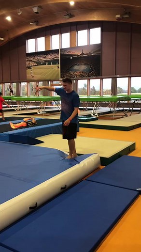 #freerunning #parkour #fail #foryoupage #foryou #viral #scheiz #belb #bouncelab