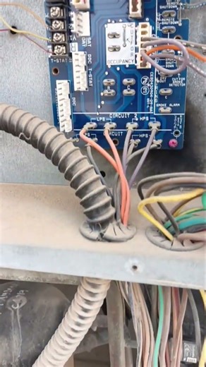 #Carrier Package unit 2 stage compressor#conrol wiring#shortvideo #airconditioner