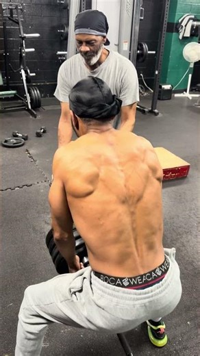 Drop sets with a isometric contraction has my back like a road map #fypshorts