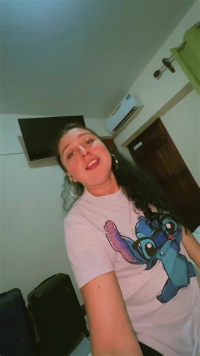 Videos de Elizabeth Cuellar♡ (@elizabeth__2002) con “sonido original - Rolas_Life”