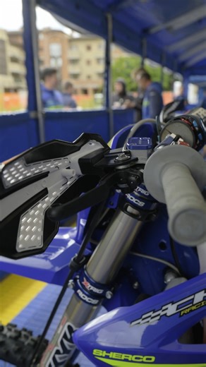 This is THE game changer. 💥 Just bend it back, keep charging, and finish the ride like nothing happened. The new APT Unbreakable Levers are here to claim their spot and change the rules. No more "let's go home" because of a broken lever. No more losing time swapping parts mid-race. That’s the magic. That’s Polisport's APT tech. 👊🏼 | Polisport Off-Road