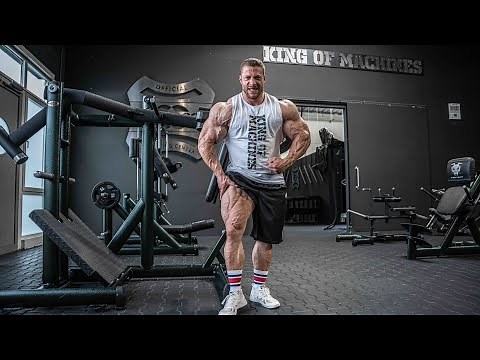 Posing mit Hoffmann Bodybuilding | workout im Gym80 Show Room