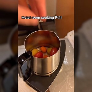 1.2M views · 1.1K reactions | This TikToker turned his hotel room into a five-star kitchen! Check out more trending stories on ITK: https://bit.ly/39pSMAR | In The Know Innovation | Facebook