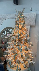 1.1K views · 172 reactions | Loving this “Razzle Dazzle” theme. #shopdavidchristophers #Christmas2024 #christmasstore #christmastree | David Christopher's | Facebook