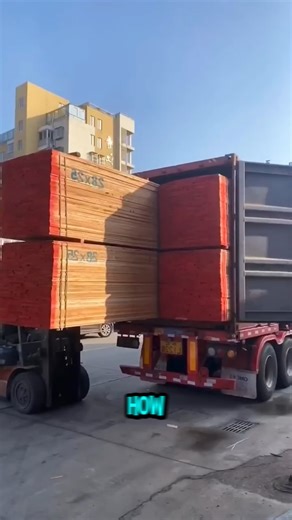1.4K views | The process of wood loading into a container #WoodLoading #LogisticsLife #fblifestyle | Woodform Crafts | Facebook
