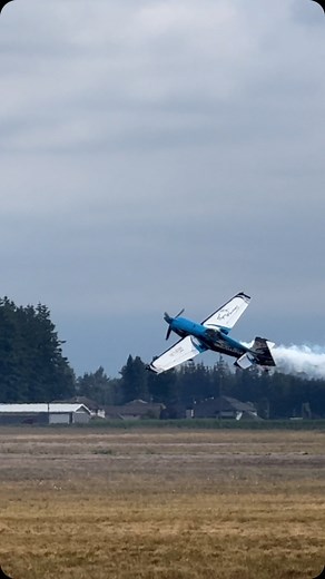 The AMAZING Melissa Burns put on an incredible aerobatic display last weekend at the #AbbyAirshow At 22 years old Melissa became the youngest female member of the United States Unlimited Aerobatic Team in history, and continues to inspire women interested in aviation everyday #WomeninAviation @melissasportsgal | Abbotsford International Airshow