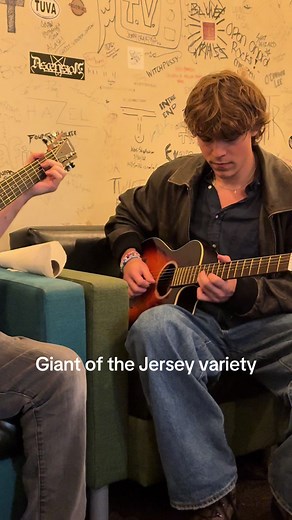 Live Jam Session with The Runarounds Band