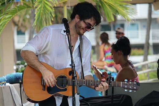 Music performers keep Longboat Key, St. Armands entertained | Your Observer