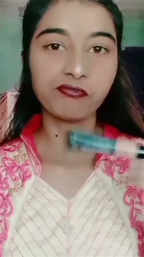 water proof lipstick hack 😳 #makeup #lipstickhacks #viral #shorts