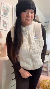 Built in Heater Vest for My Scotland Trip! Venustas Rechargeable Heated Vest!