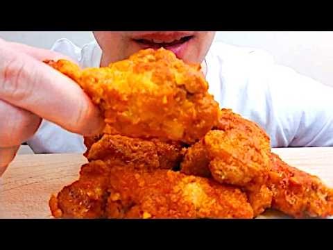 Eating Hot Wings - A St. Patrick's Day Treat - Very Satisfying ASMR Chewing Sound