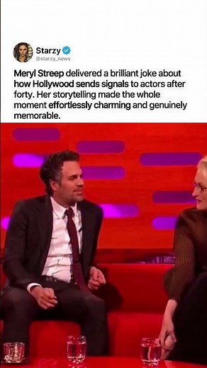 MERYL STREEP READS THE SIGNS