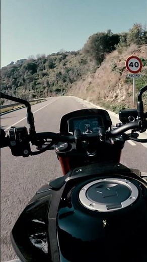Honda CB750 Hornet: POV Ride On The Catalan Coast