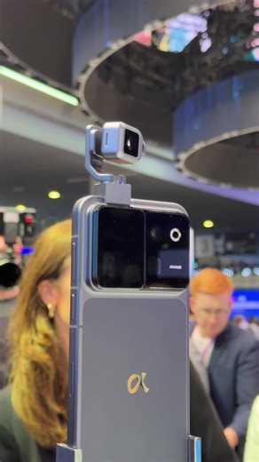 Los celulares del futuro #humor #android #tech