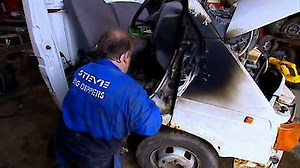 Watch Scrapheap Challenge Season 8 Episode 8 - Caber Tossers