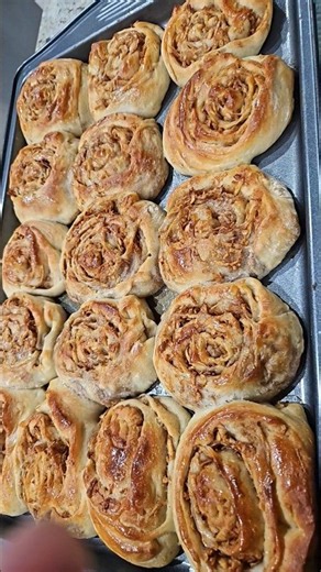 Apple Cinnamon Rolls