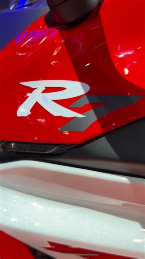 Carole Nash insidebikes | The 2026 Yamaha R7 breaks cover at #EICMA 2025! 🔥 Taking the middleweight Supersport formula to new heights with more advanced tech, a... | Instagram