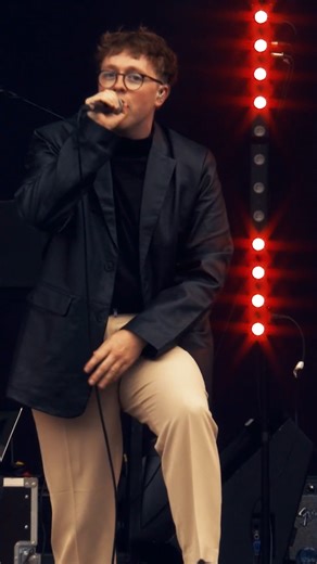 699K views · 19K reactions | What if Bitter Sweet Symphony was a Synth Pop Banger?! 樂 | Deco | Facebook