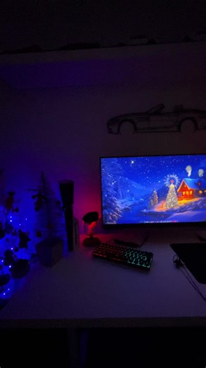 It’s like a winter wonderland in here 😅🎅🎄#christmas #xmas #setup #techtok #tech