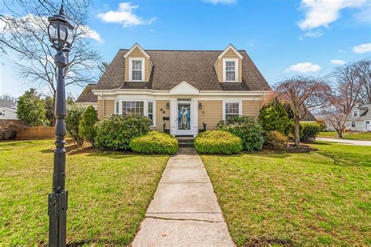 46 N Country Club Dr, Warwick, RI 02888 | Estately 🧡 | MLS# 1410594