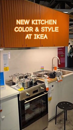 Is IKEA’s New Terrsjoe Door Orange… or Red/Brown? Real Showroom Look