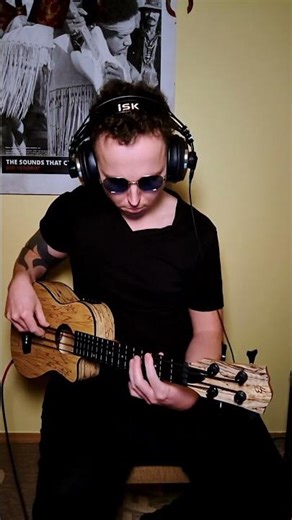 Red Hot Chili Peppers- Dani California #rhcp #danicalifornia #basscover #ubass #ukulele