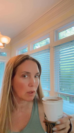 The butterfly effect is WILD. Like... what if I never said yes over 4 years ago? Yes to trying again. Yes to doing it differently. Yes to believing God could do way more with my little than I ever could. That one tiny "okay, fine, I'll try" turned into this — Waking up refreshed (what?!), feeling strong, confident, and finally free in my own skin. And no, it wasn't some massive life overhaul. It started in the pockets of my crazy mom-day... between laundry loads and snack requests. It wasn't per