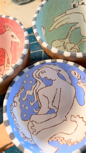 Jeni Carman Jobe on Instagram: "Another 5 scraffito cups 😊💜☕️ #sgraffito #kraken #fox #magpie #union #dream #ceramics #stoneware #underglaze #fun #makerslife"