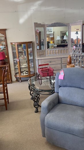 It’s SPOTLIGHT Wednesday at The Good Stuff. Today’s spotlight is a little different but ALOT more fun. Today we are taking a tour through the front of the store highlighting many of the beautiful pieces from every era. We have Modern, Mid-Century, Antique, Rustic, Vintage charm and everything in between. Whether you love sleek lines, old world craftsmanship, cozy cottage vibes or bold retro flair, today’s spotlight has something for every style and every home. Take a peek at the video and see wh