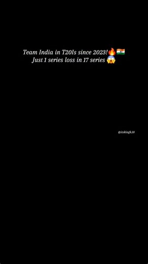 RAVAN EDITX on Instagram: "1997년 개봉한 영화 Titanic은 잭과 로즈의 운명적인 사랑을 통해 비극 속에서도 오래 남는 감 정의 깊이를 보여주는 작품입 니다. 화려한 연출보다 인 물의 감정에 더 집중한 제임스 카메론 감독의 스타일은 지금 다시 봐도 묘하게 가슴을 울리죠. 배가 침 몰하는 장면이 아닌, 두 사람이 서로를 바라보던 순간들이 더 강 하게 기억에 남는 영화이기도 합니다. 이 감정을 완성해주는 곡이 바로 셀린 디온의 *"My Heart Will Go On"*입니다. 처음 들으면 잔잔한데, 어느 순간 자연 스럽게 가슴이 벅차오르는 느낌을 줍니다. 특히 후반부의 고조 되는 보컬은 영화 속 잭과 로즈의 마지막 장면과 겹쳐지면서 괜 히 마음이 서늘해지기도 하고요. 많은 분들이 “이 노래가 나오 면 왜 그 장면이 자동으로 떠오르는지 모르겠다"고 말하는데, 그만큼 영화와 음악이 자연스럽게 얽혀 있는 곡입니다. 1998 년 아카데미 주제가상을 비롯해 여러 상을