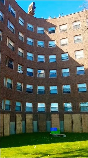 MIT Baker House Piano Drop 2018 has PS2 Sound