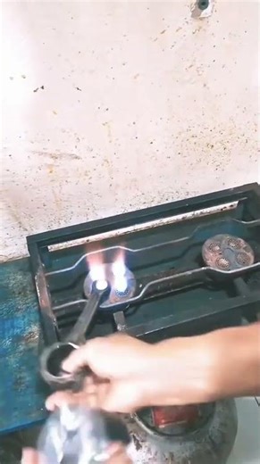 Cómo instalar un pistón sin una máquina de prensado #shorts