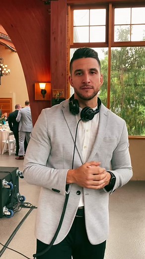 Mic work is CRITICAL! Get comfortable being uncomfortable 🙌🏼 #weddingdj #mc #FlexEveryAngle #dj #mixingmusic #djsoftiktok #tiktokdj #weddingtips