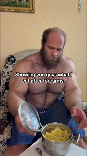 Bulk is bulking. - Training program in bio! - Code: SMAEV1 for all @BuckedUp supplements! - #bulking #gymbro #food #andreysmaev #fitness