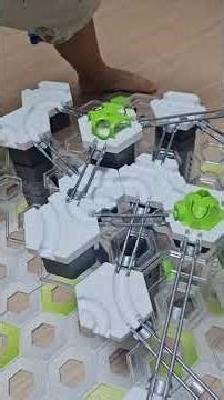 그래비트랙스 헬릭스, 트램펄린, 디퍼, Gravitrax, Dipper, trampoline 슬로우모션 slow motion (7살 다름) #gravitrax #그래비트랙스