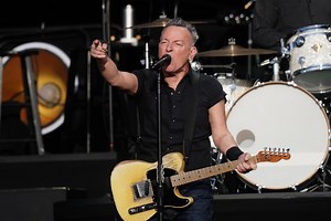 Bruce Springsteen postpones all 2023 tour dates until 2024 as he recovers from peptic ulcer disease