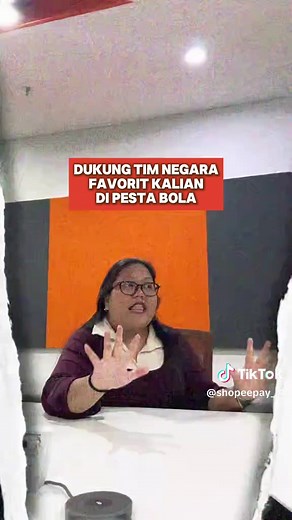 Yuk, dukung negara favorit kamu di PESTA BOLA aplikasi ShopeePay! Semakin banyak kamu vote, semakin banyak poin yang kamu dapatkan untuk tiket undian berhadiah motor, iPhone dan saldo ShopeePay! 🏆 Lakukan min. 50 voting untuk masuk ke undian~ Caranya gampang banget, download aplikasi ShopeePay dan klik Pesta Bola di bagian beranda (selengkapnya bisa cek di video ya) 🥳✨ #ShopeePay #AplikasiShopeePay #AplikasiShopeePayPestaBola #DompetSerbaBisa