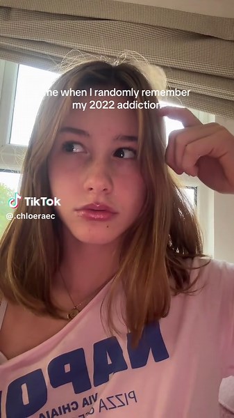 should Chloe froggy make a comeback?! #froggychloe #adoptmetiktoker #chloeadoptme #megashadow #relatable