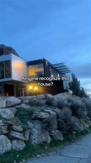 Recognize This Lab Rats House?