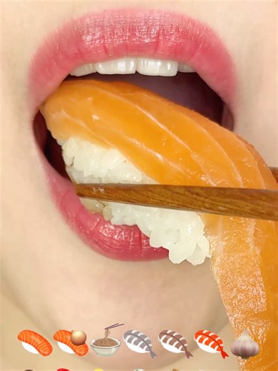 초밥 먹방 냠냠! 여러분들은 어떤 초밥을 좋아하시나요!🧐🥰🤤 #먹방asmr #eatingshow #입술먹방 #asmrsounds #먹방틱톡