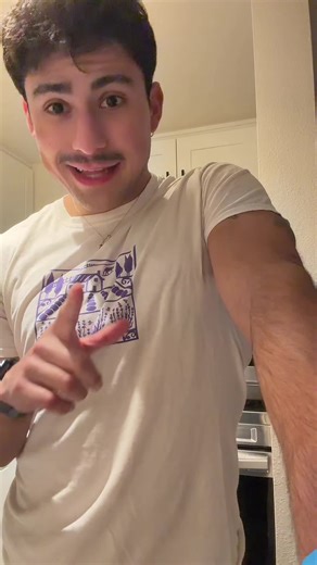 Logan's Unapologetic Eating Style: A Fun Observation